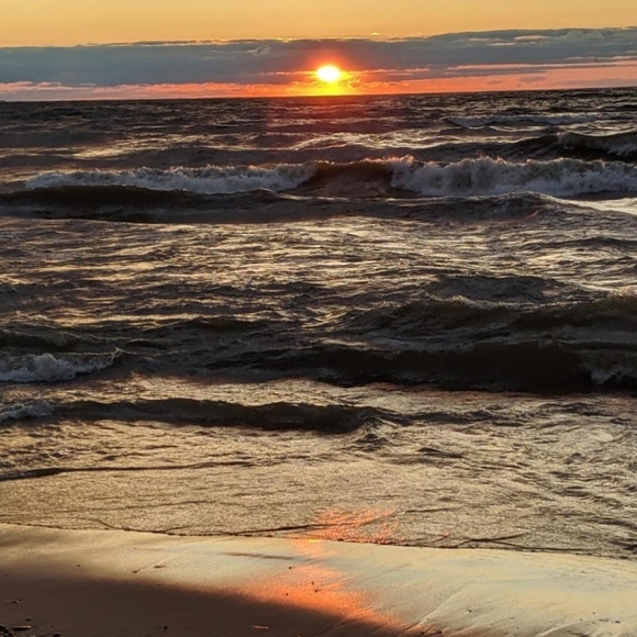 Meet your Posher, Kristin - Picture 4 of 4